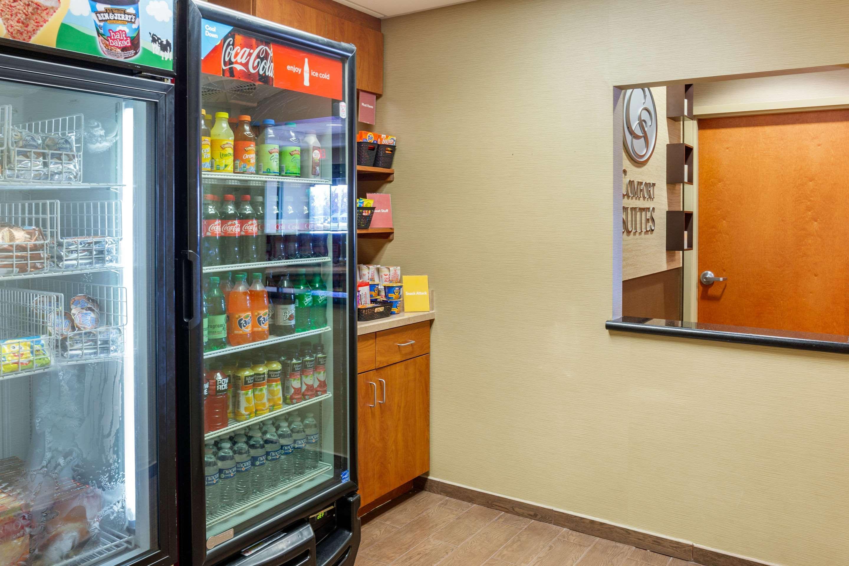 Comfort Suites Lancaster Amish Country Smoketown  Экстерьер фото