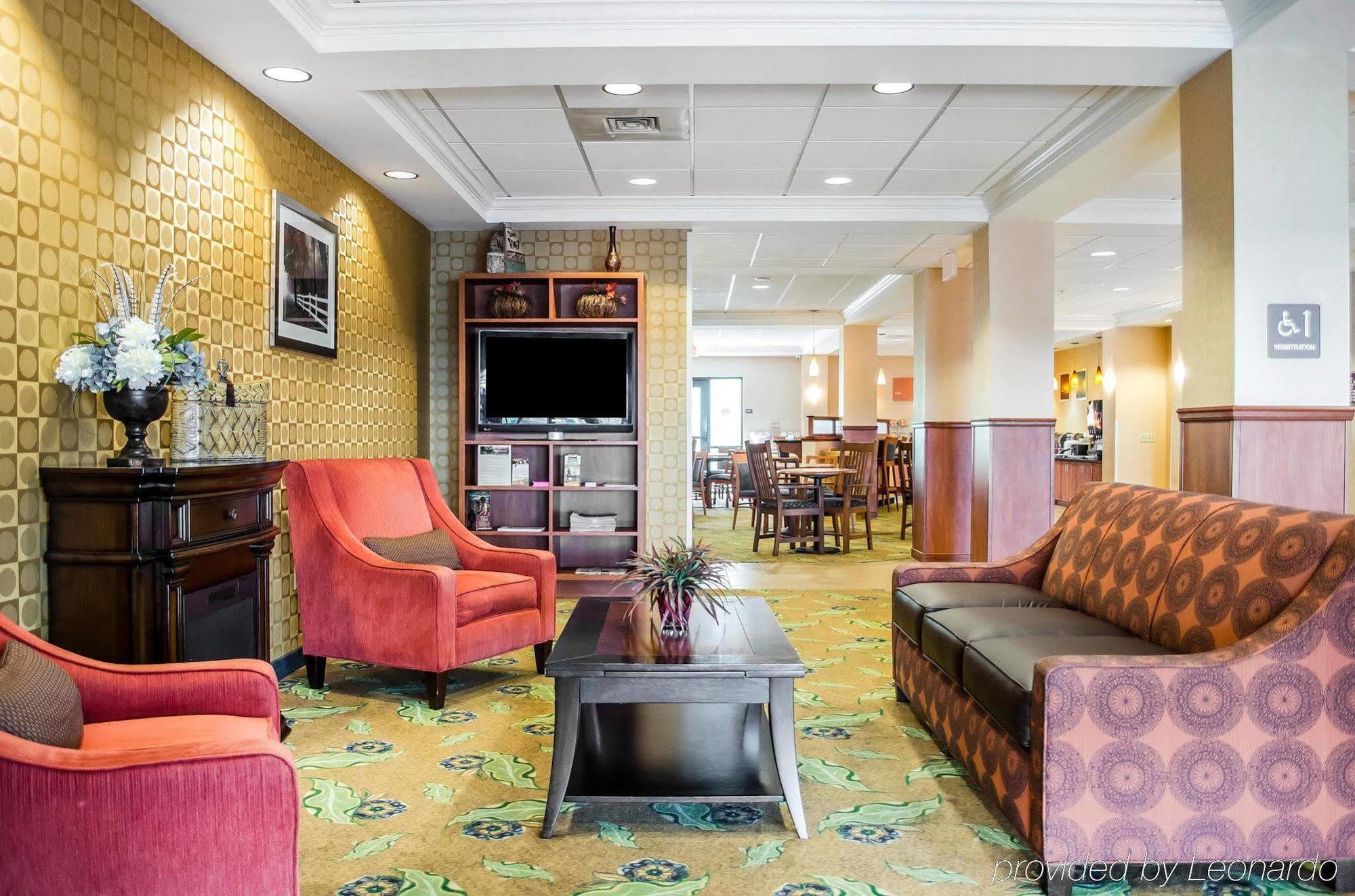 Comfort Suites Lancaster Amish Country Smoketown  Экстерьер фото